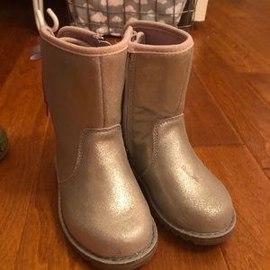 Ugg gold/pink toddler boot